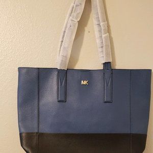 MK Purse